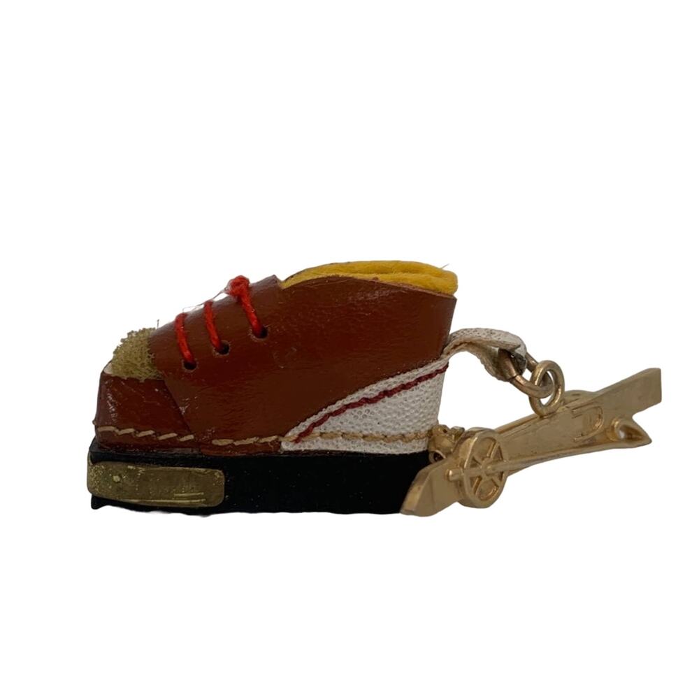 Vintage Ski Boot Bar Pin